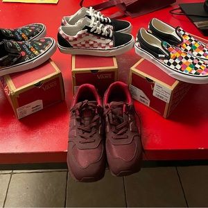 Youth/Women sneakers